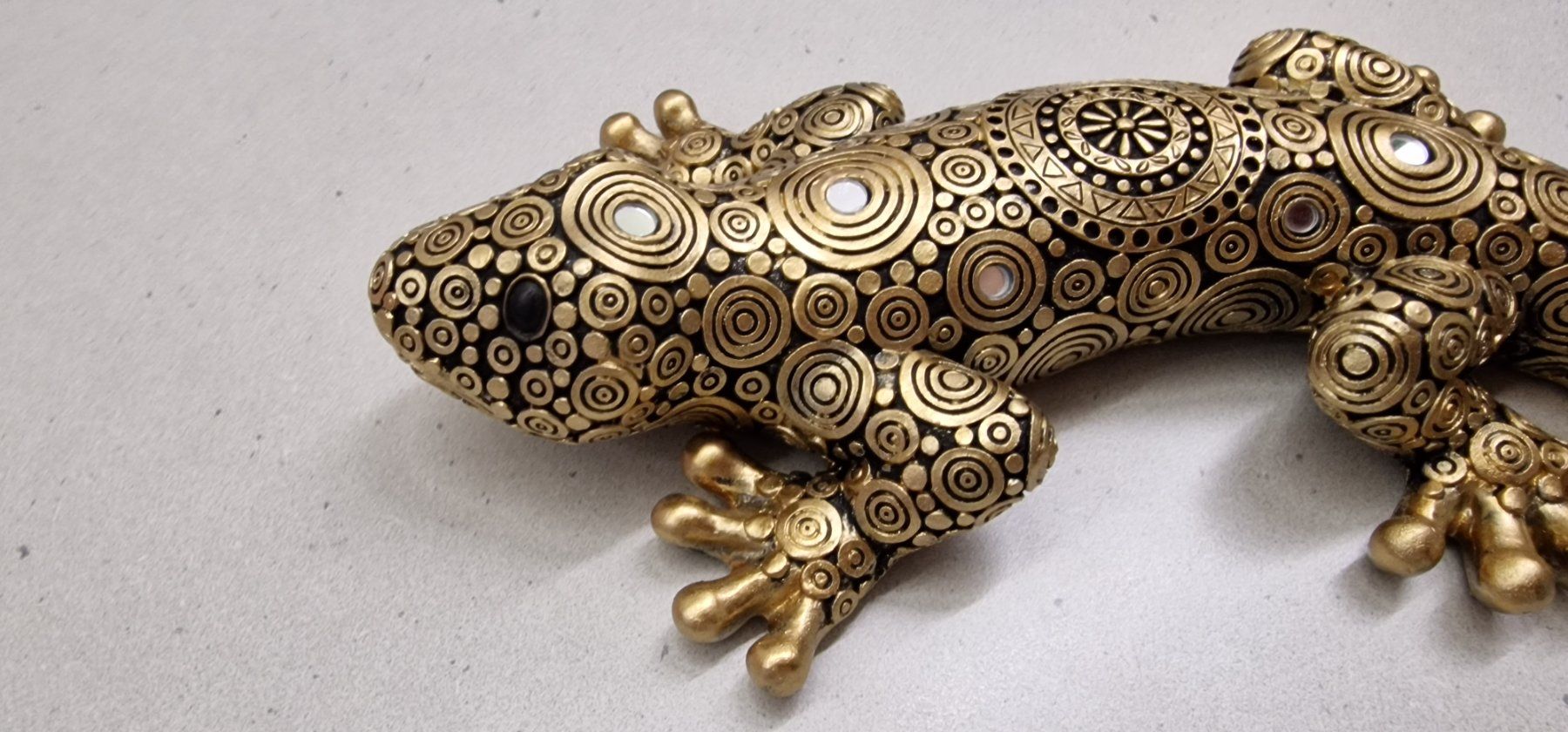 Figuren: Schöner Gecko Gold Optik mit orientalischem Muster – Neu und originalverpackt aus Schaffhausen von AtelierPudesco 1