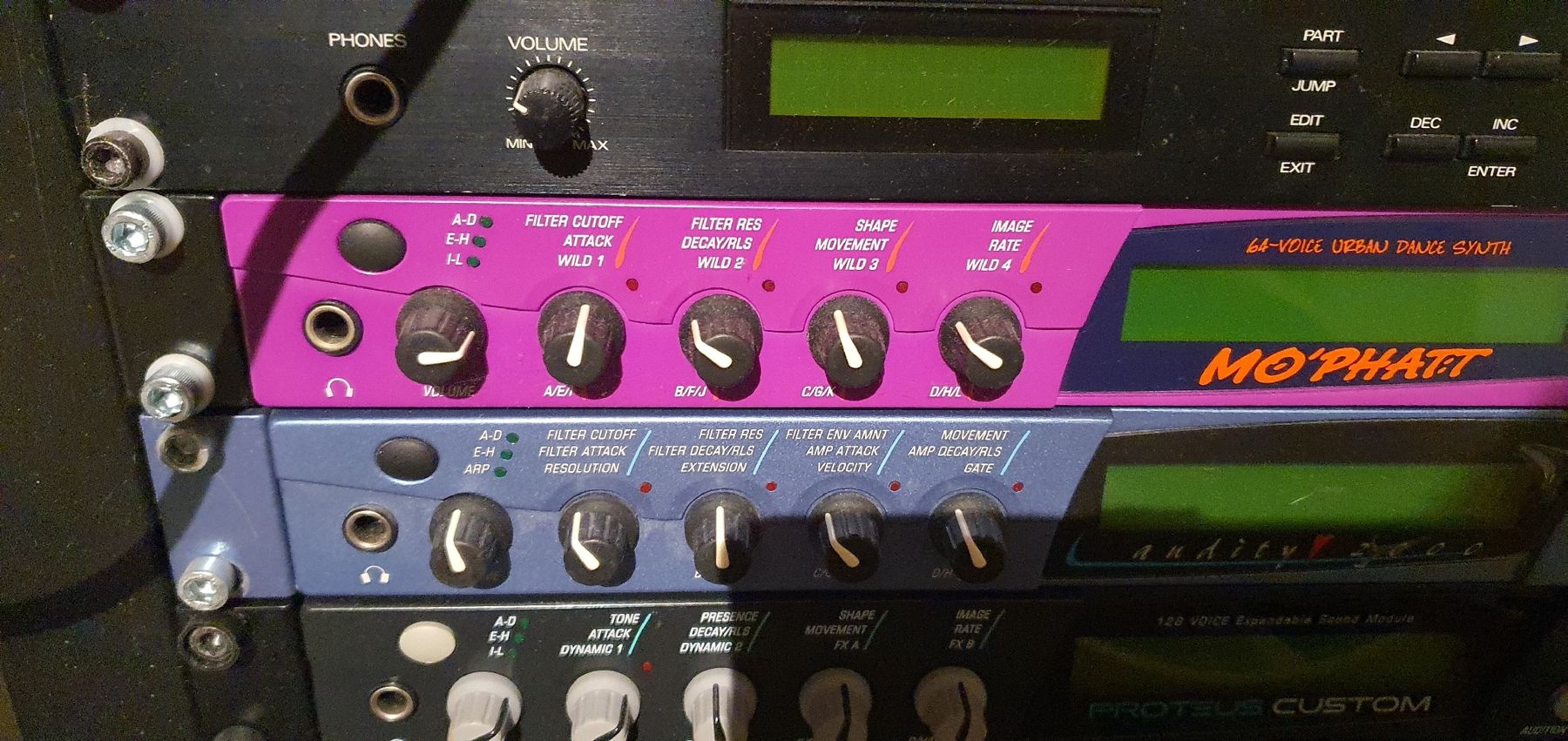 E-Mu Strumenti musicali: emu mo phatt – Usato da Muri AG venduto da Jeromia 2