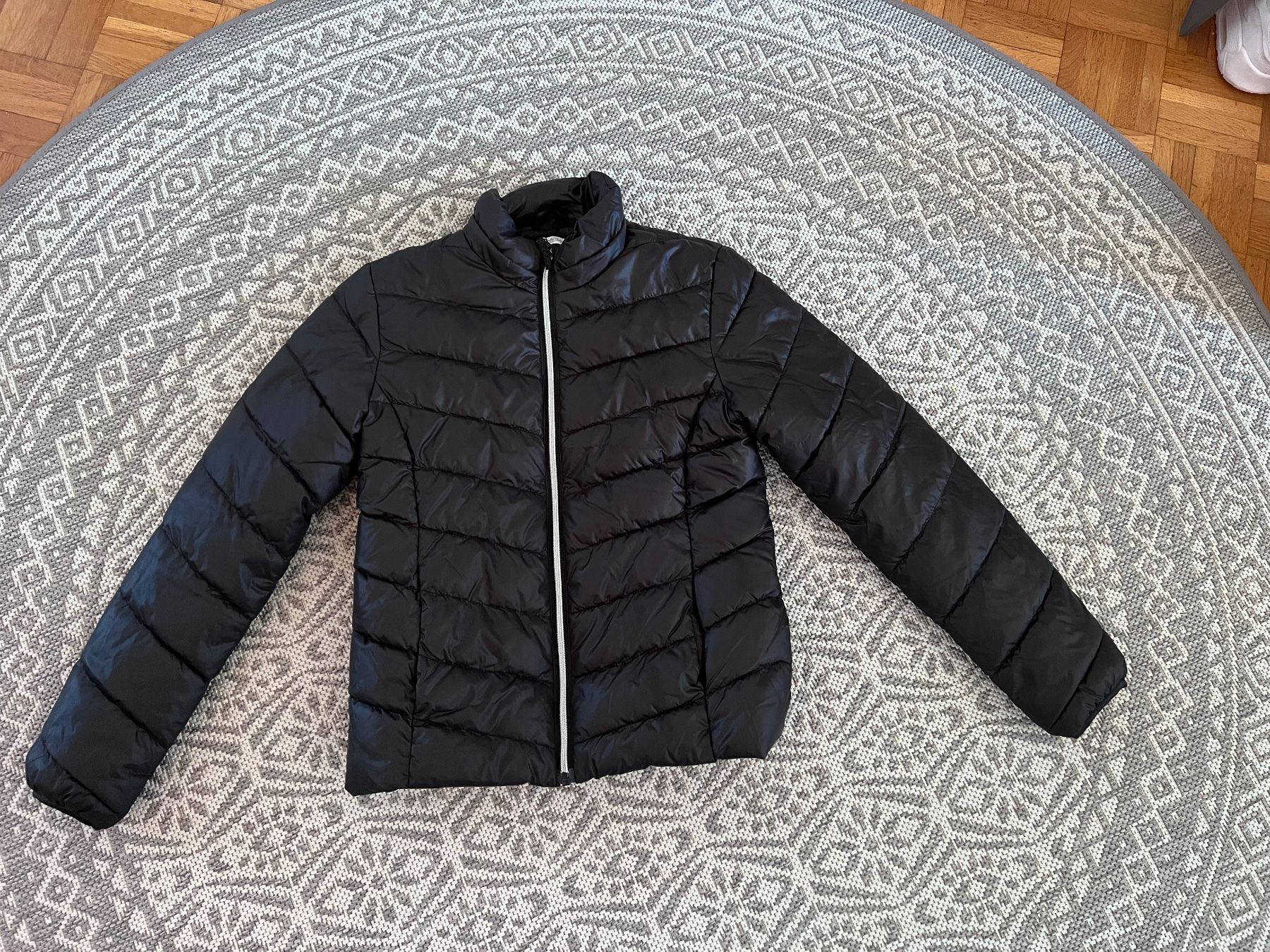 H&M Giacche: Jacke Größe: 158 – Usato da Volketswil venduto da Latinozh5