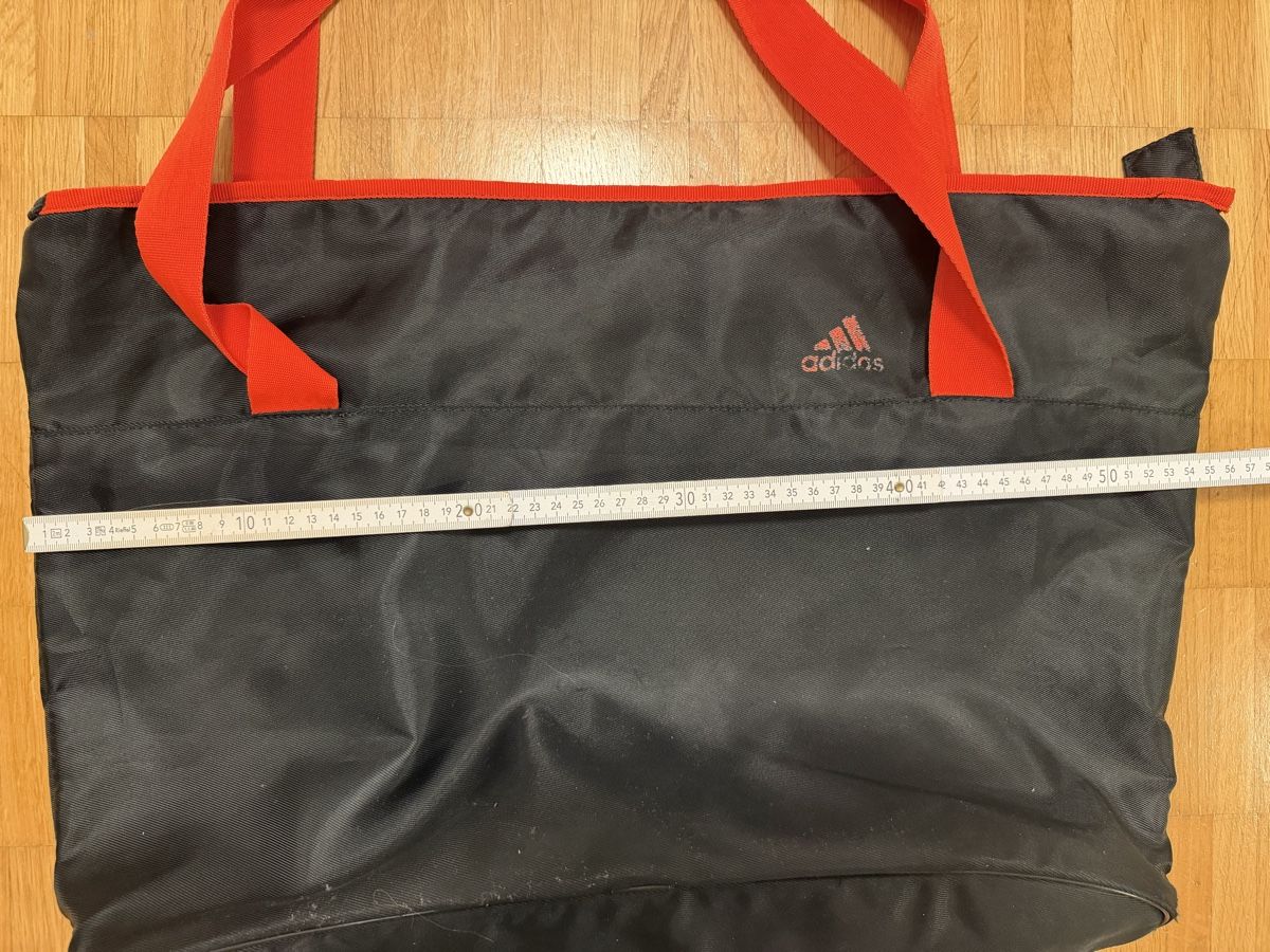 Adidas Borse: Tasche Adidas schwarz rot – Usato da Jona venduto da Good_luck_ 9