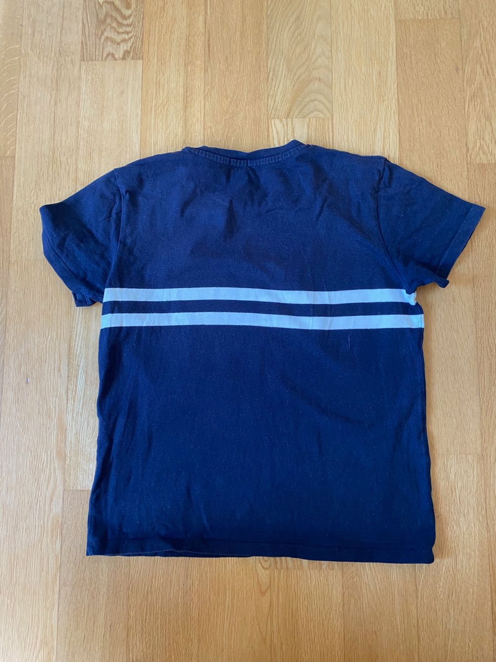 T-shirt: T-Shirt blau mit Streifen – Usato da Bern venduto da eli7 1