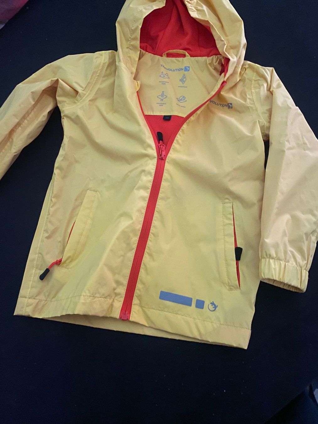 Trevolution Jacken & Mäntel: Trevolution Regen & Windjacke Grösse 110 gelb – Gebraucht aus Allenwinden von Obalu 2