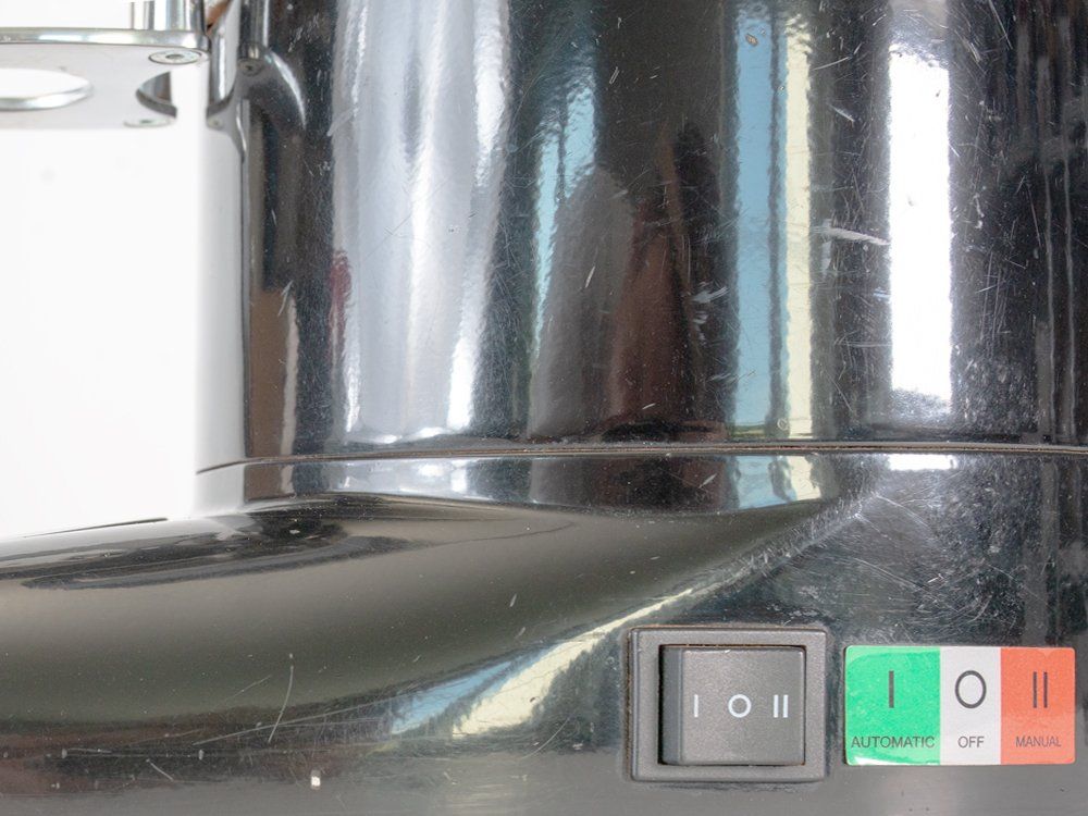 Tutte le macchine: Compak E8 – On-Demand Kaffeemühle – Usato da Uster venduto da Kaffeezentrale 6