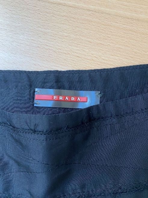 Prada Röcke: Prada Rock dunkelblau Seide – Gebraucht aus Zürich von ong8 1