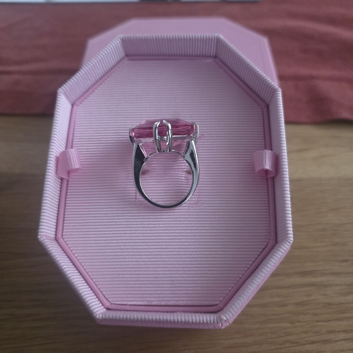 Swarovski Bagues: Swarovski Ring – Neuf avec emballage d'origine à Rickenbach b. Wil par diepe 1