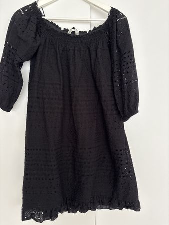 Kleid mit Ärmel, schulterfrei