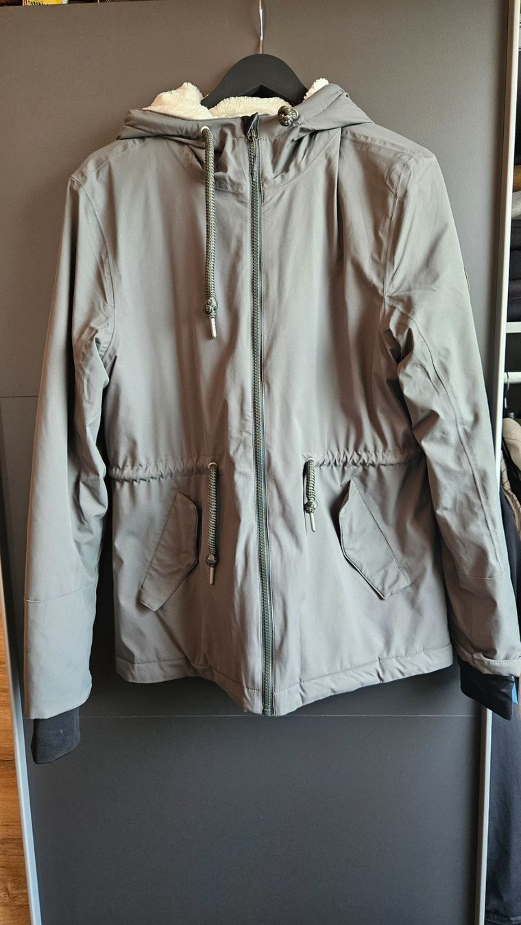 Mckinley Jacken: Jacke McKinley Grösse 40 – Gebraucht aus Niederwangen BE von deb_the