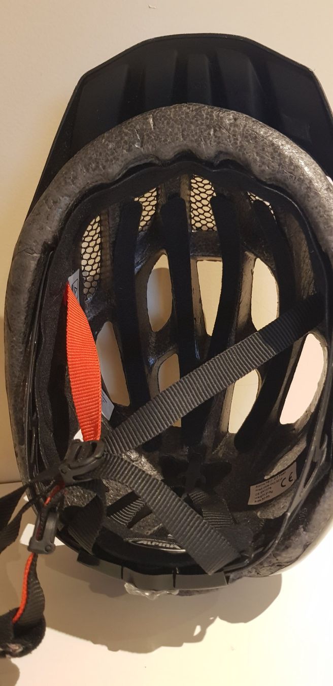 Alpina Caschi: Kinder Fahrradhelm Alpina – Usato da Dietikon venduto da grafad 5