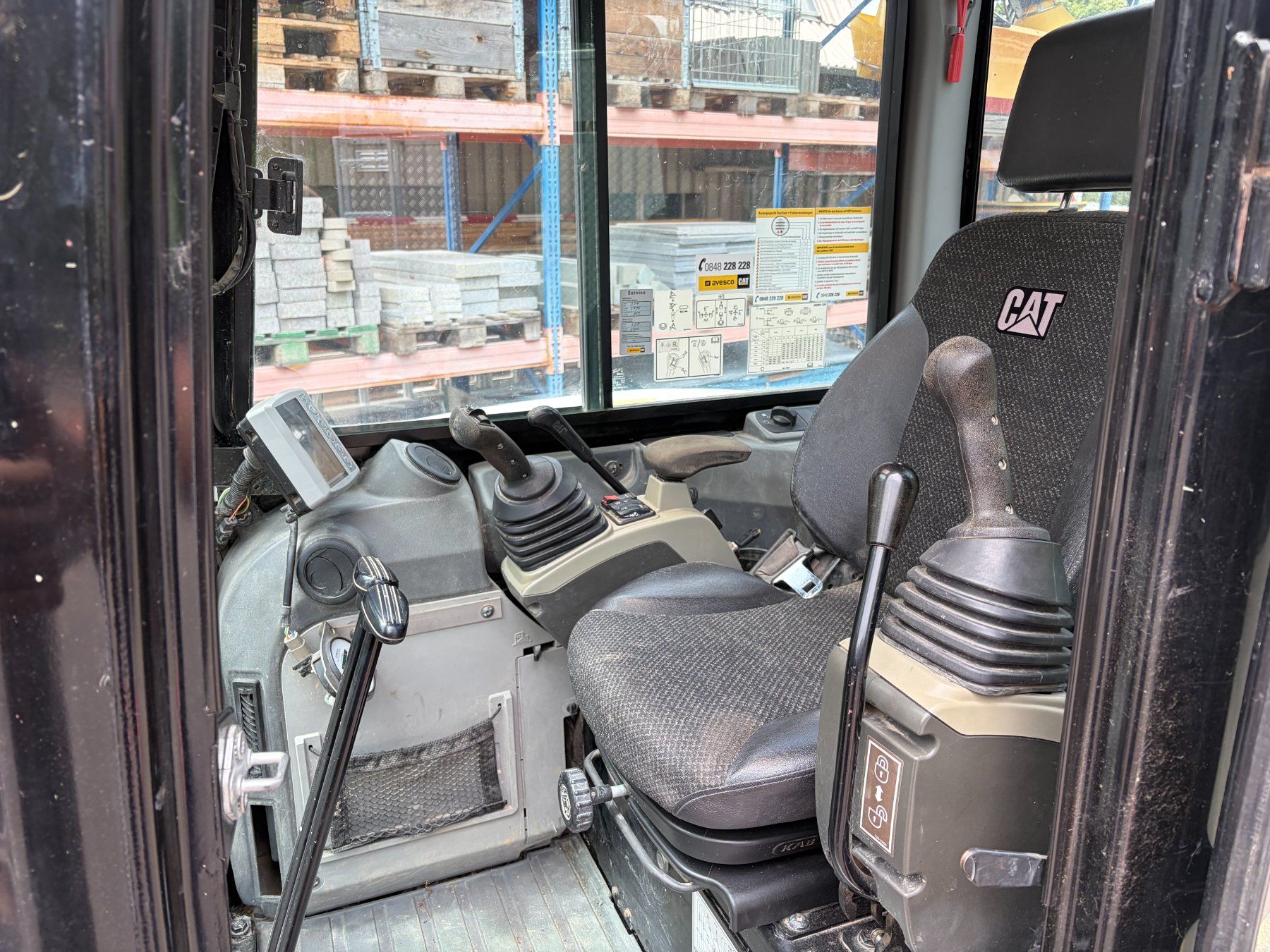 Caterpillar Escavatori: Minibagger – Usato da Fahrweid venduto da progruen 6
