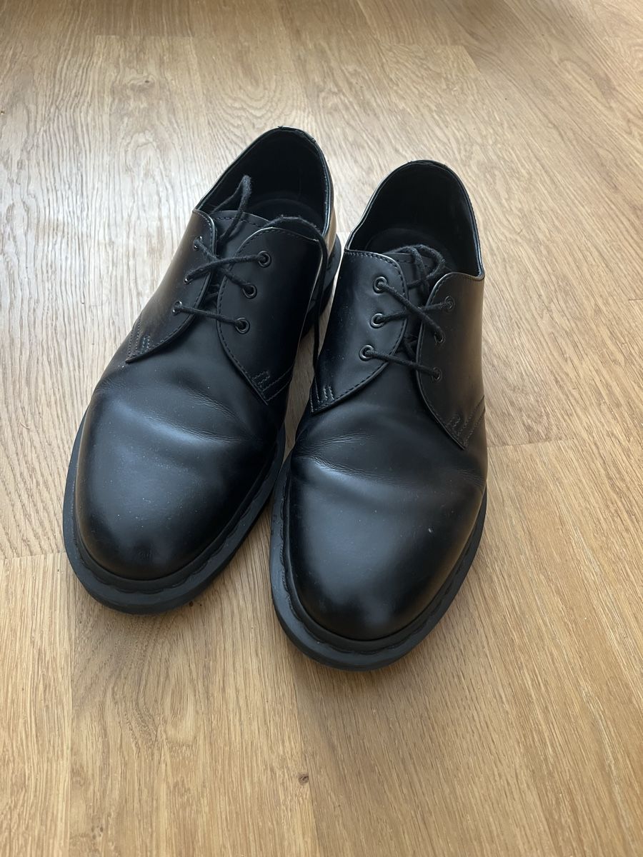 Dr. Martens Scarpe da uomo: Dr. Martens Gr.43 – Nuovo (secondo la descrizione) da Luzern venduto da lou_p8qb