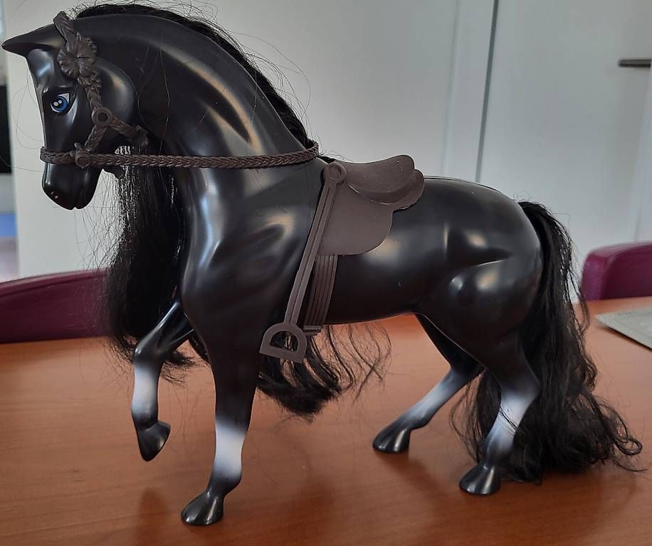 Jouets: Barbie Pferd – D'occasion à Affoltern am Albis par djana_101