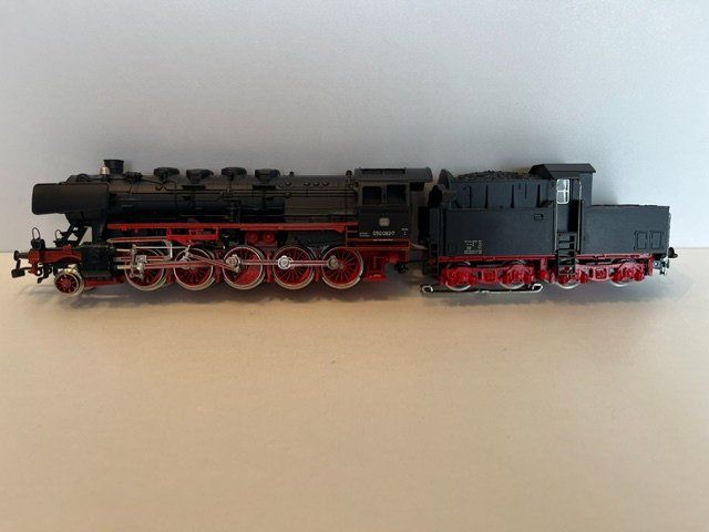Märklin Modellini di ferrovie: Märklin 3084: Lok. mit Tender, Digital – Usato da Lohn-Ammannsegg venduto da 406peugeot 1