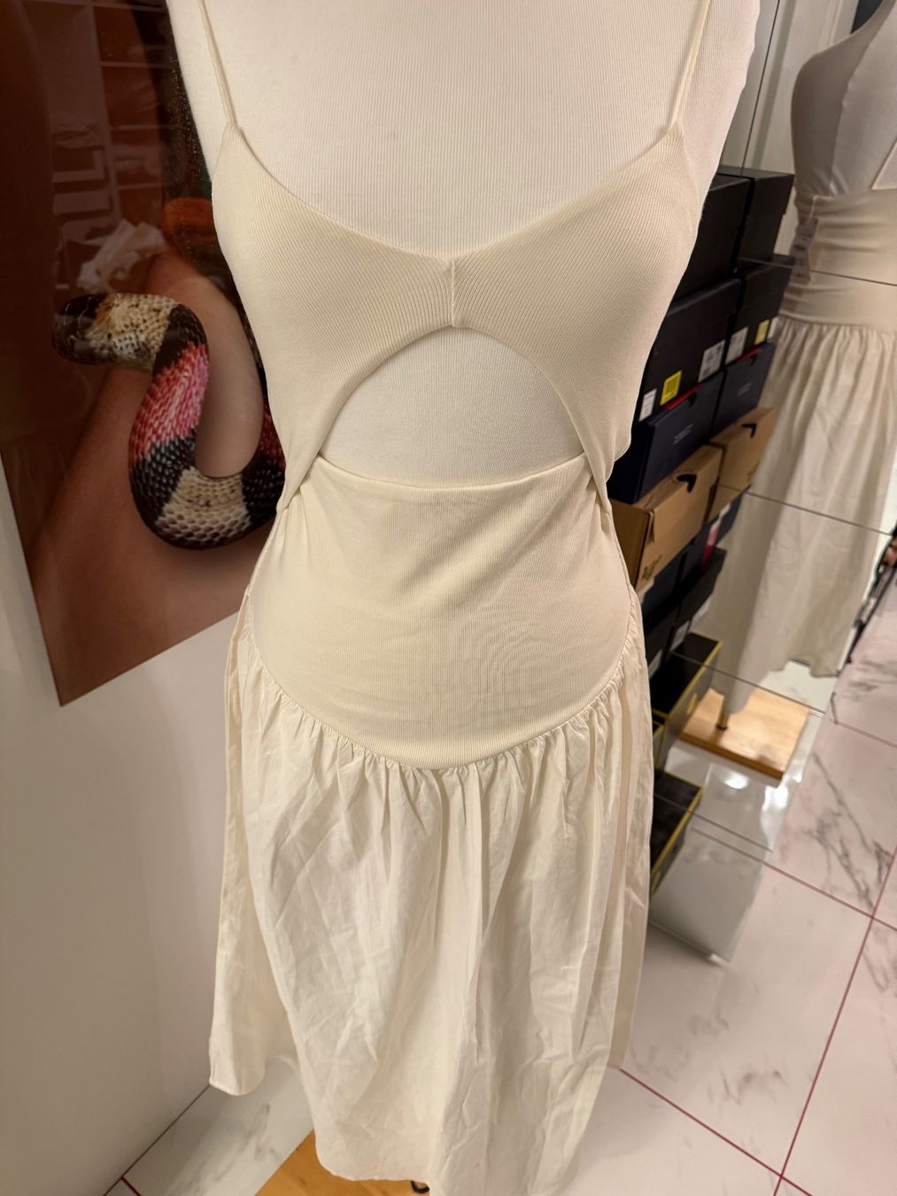 Zara Kleider: Zara Kleid Creme, Gr. M - Neu! – Neu (gemäss Beschreibung) aus Arch von Aga84 2