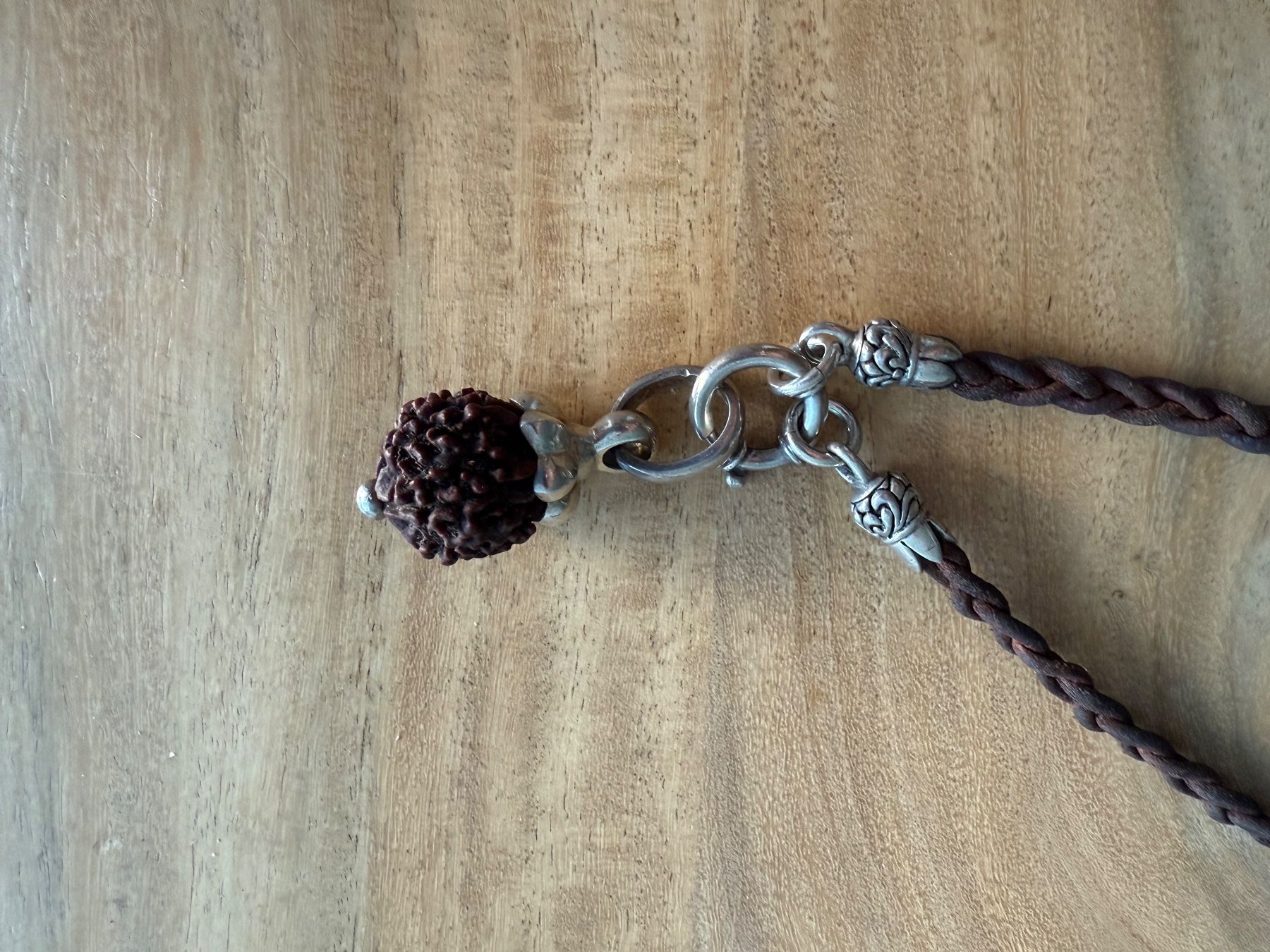 Ensoie Pendentifs: En Soie Anhänger mit Lederkette – Neuf (Voir description) à Einsiedeln par ramazzotti1001 3