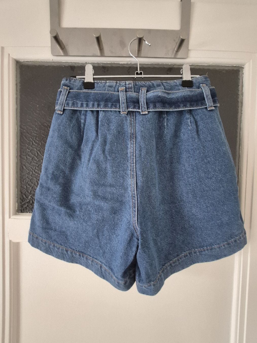 C&A Pantaloni: Short jeans Clockhouse 32 - 34 – Usato da Lausanne venduto da claire1401 2