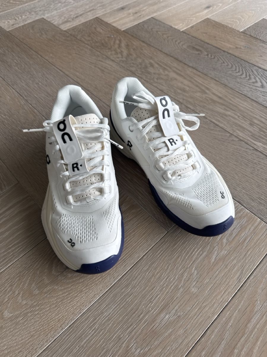 On Scarpe da donna: On shoes - The Roger pro - size 40 – Usato da Rüschlikon venduto da del_f9xw