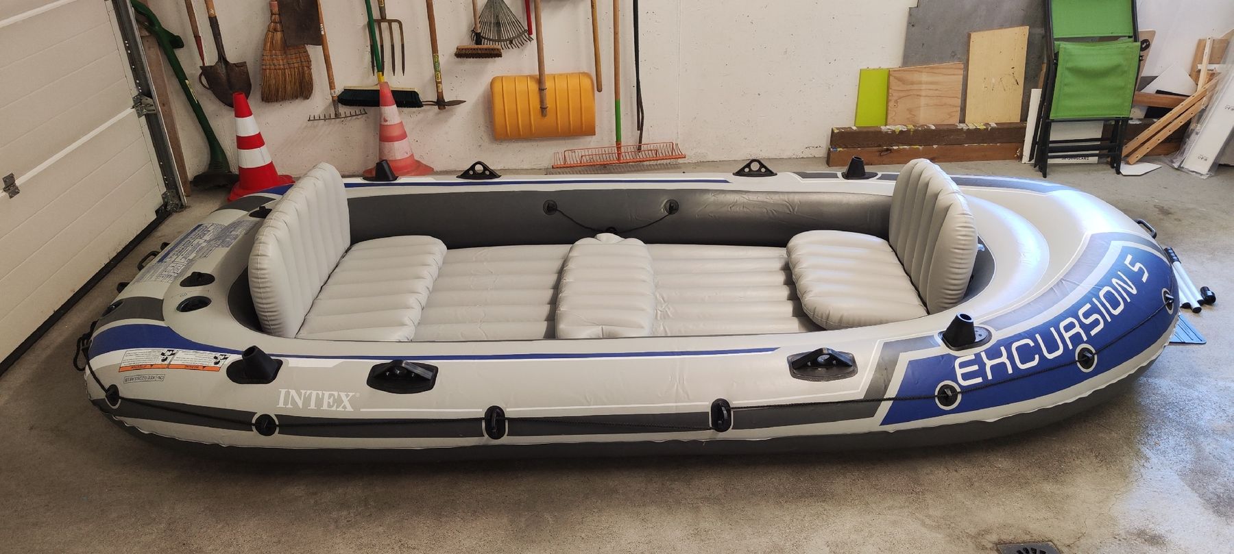 Boote: Schlauchboot Intex Excursion 5 Grau 366cm, neuwertig 5 Pers. – Neu (gemäss Beschreibung) aus Flurlingen von Abbcbb 3