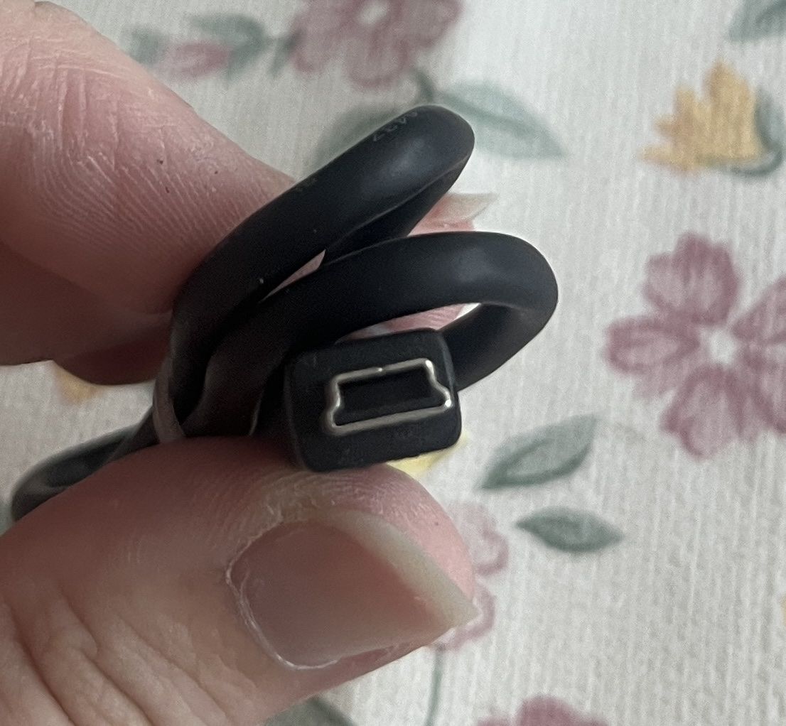 Kabel: Câble USB A - Mini A - 40 cm – Gebraucht aus Corpataux von leajsl 2