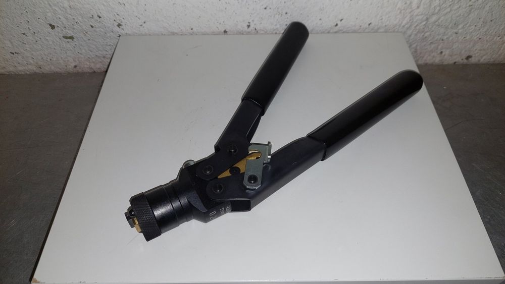 Ausklinkzange zu Vorhangschiene | Kaufen auf Ricardo