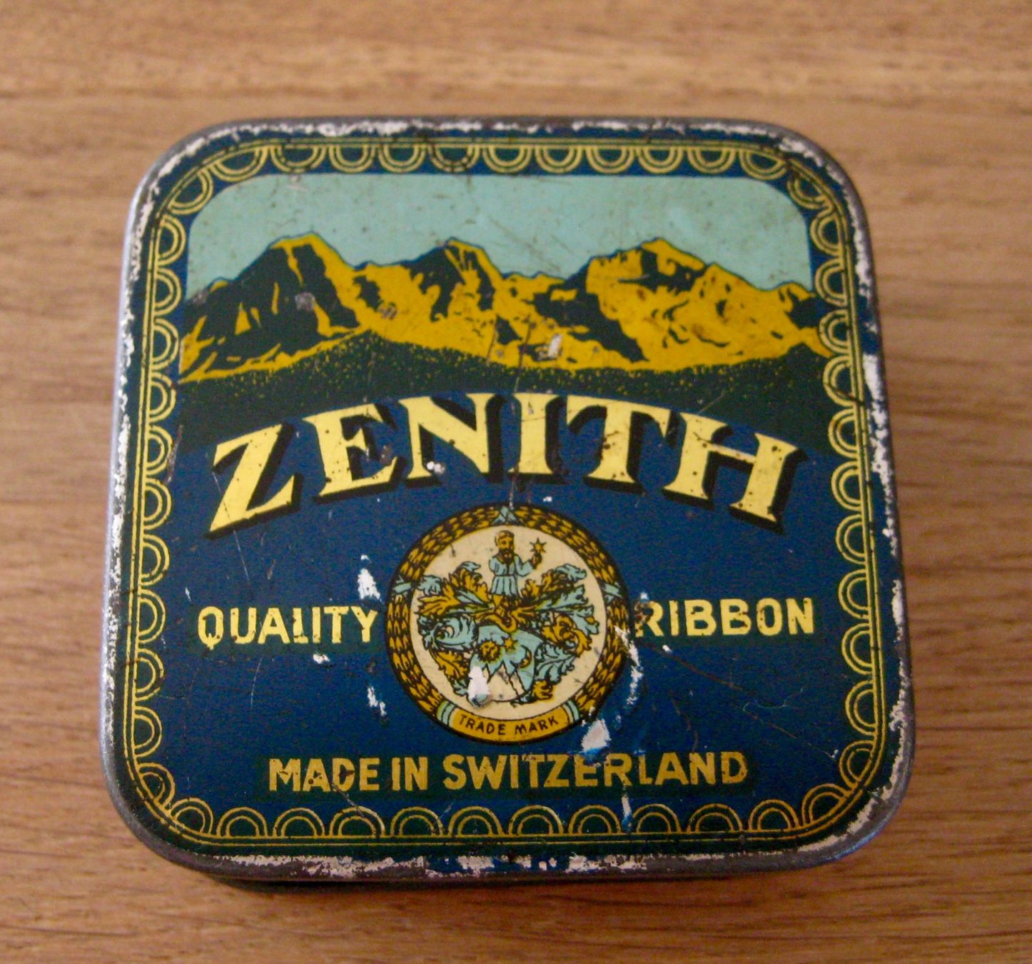 Zenith Dosen: Antike Blechdose ZENITH / Farbband – Gebraucht aus Langendorf von Happy11