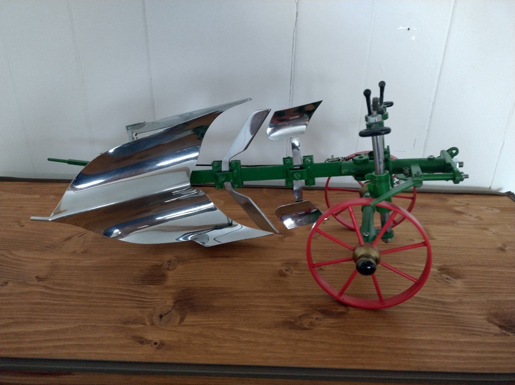 Modellbausätze & Standmodelle: Pflug – Gebraucht aus Altbüron von bestatter12