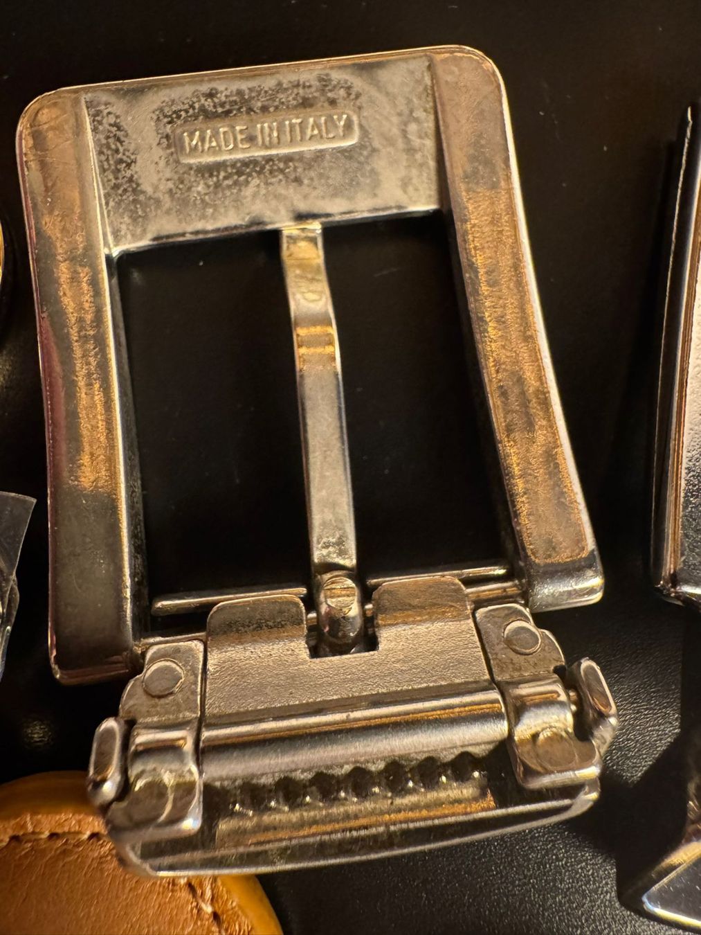 Dior Fibbie per cinture: Designer Gürtelschnallen & Accessoires Set – Usato da Winterthur venduto da Dejv 6