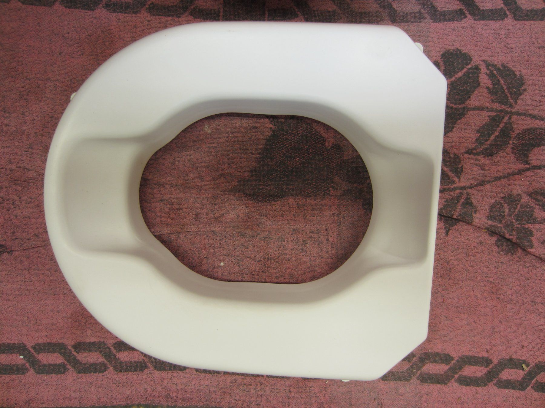 WC: Toilettensitz-Erhöhung – Gebraucht aus Bachenbülach von Fishair