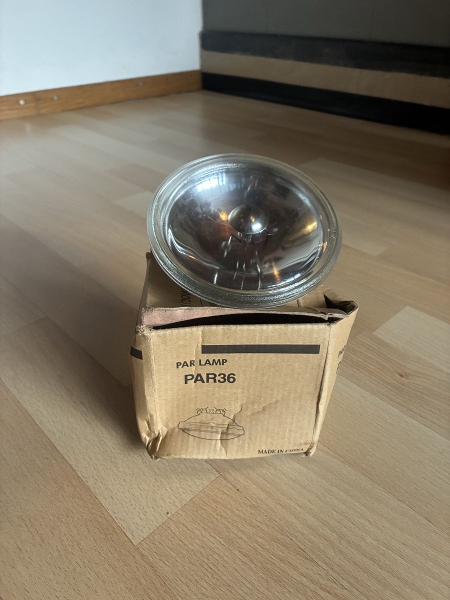 Fari: PAR 36 Lampe, nie gebraucht – Usato da Wollerau venduto da mafiale89