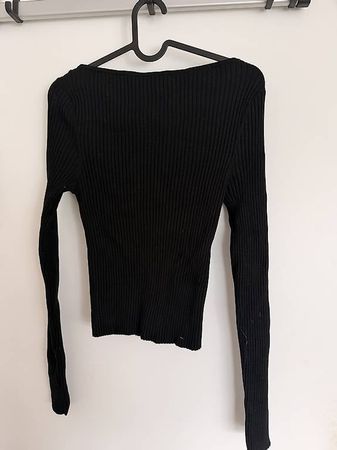 Schwarzes Rippen-Top