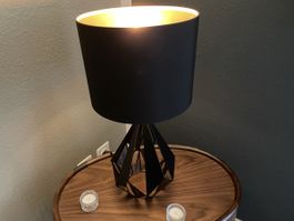 Wunderschöne, stylische Lampe von Pfister