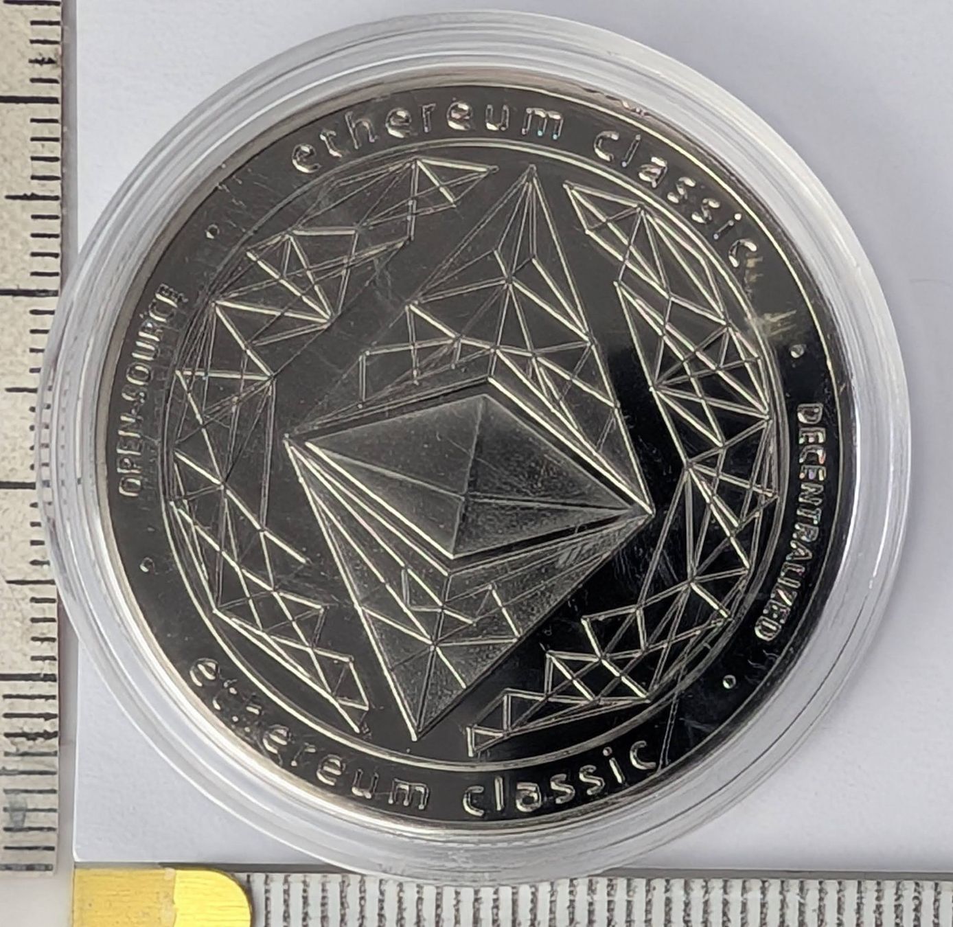 Tutti le monete: silbrige ETH / Ethereum Münze, Neu! – Nuovo (secondo la descrizione) da Zürich venduto da axolottchen