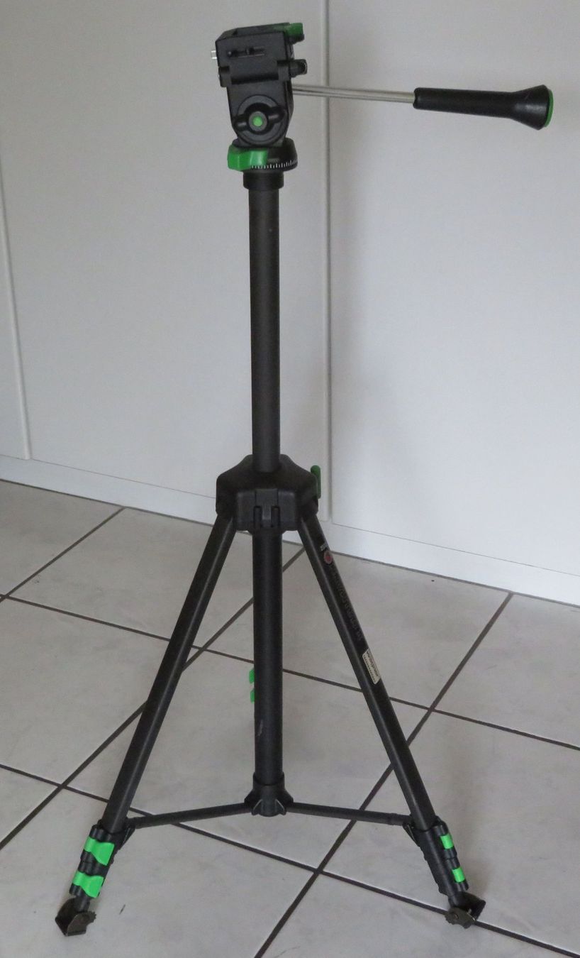 Stative & Stativköpfe: Stativ Dreibein Cullmann 2502, Höhe bis 160 cm – Gebraucht aus Oberriet SG von Manick 1