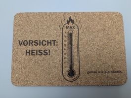 Korkuntersetzer für heisse Töpfe, mit Geravur