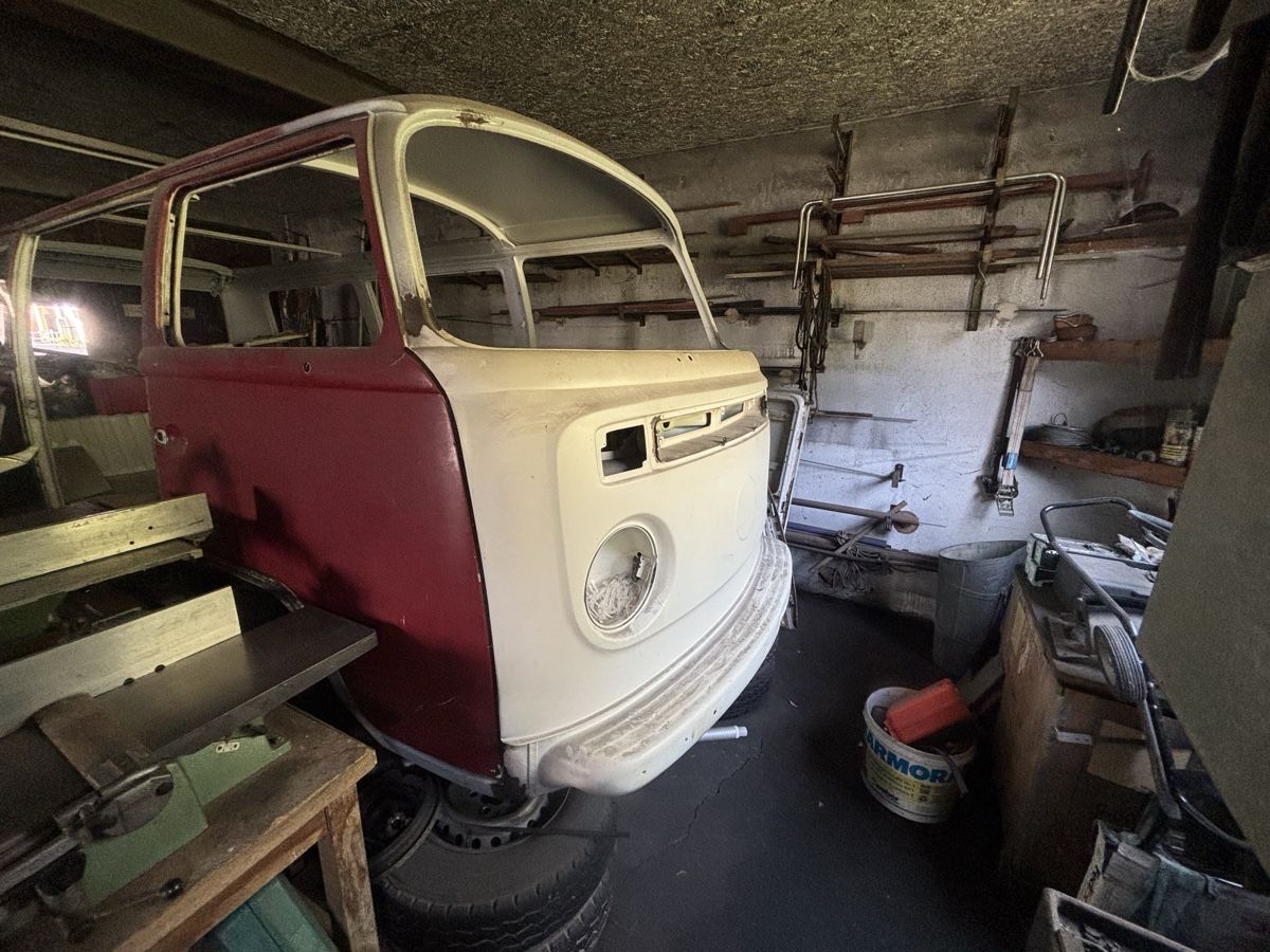 VW Camping Fahrzeuge: VW T2 Westfalia Helsinki  – Gebraucht aus Le Fuet von jonny-bidon