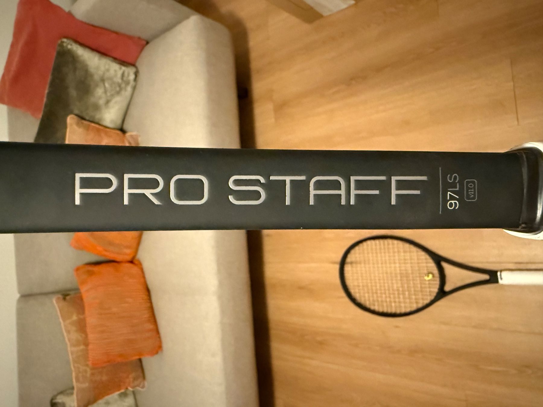 Pro Staff Racchette: Raquettes Wilson Pro Staff 97LS V11 – Usato da Vandoeuvres venduto da mfl_2m7j 1