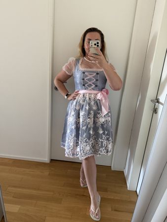 Dirndl Kleid blau rosa mit Spitze neuwertig Gr L