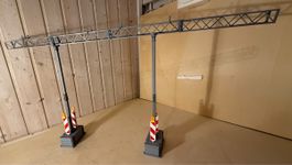Modellbau Signalausleger / Kabel Überführung 