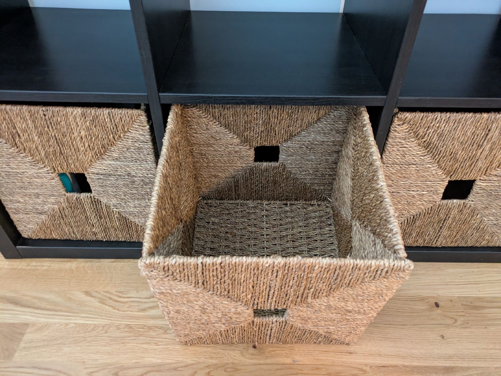Ikea Étagères: Ikea kallax mit box – D'occasion à Zürich par GiuliaBattista 1
