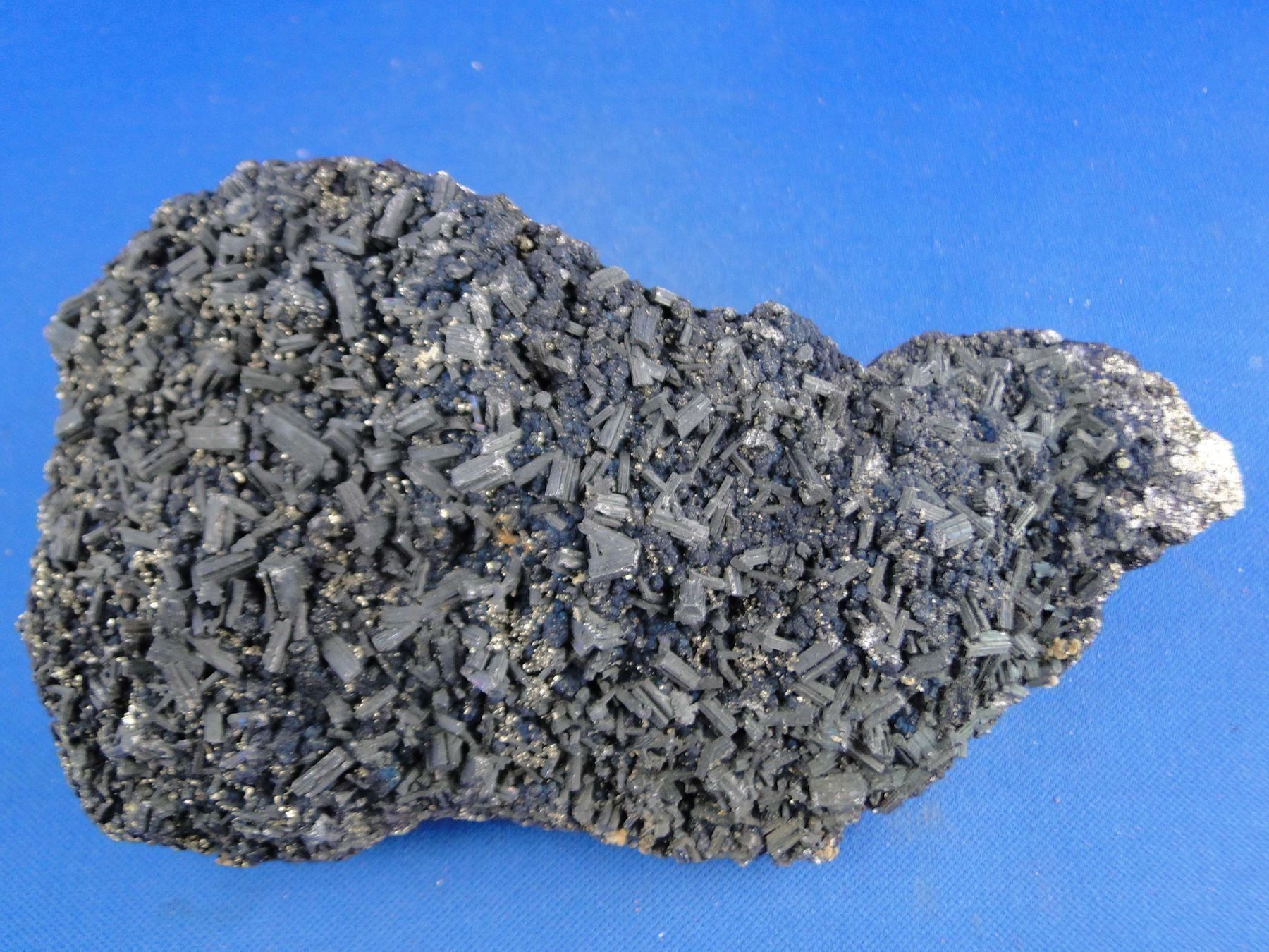 Minerali & Pietre curative: Bournonite auf Sulphiden – Usato da Schinznach Bad venduto da Demerald 6