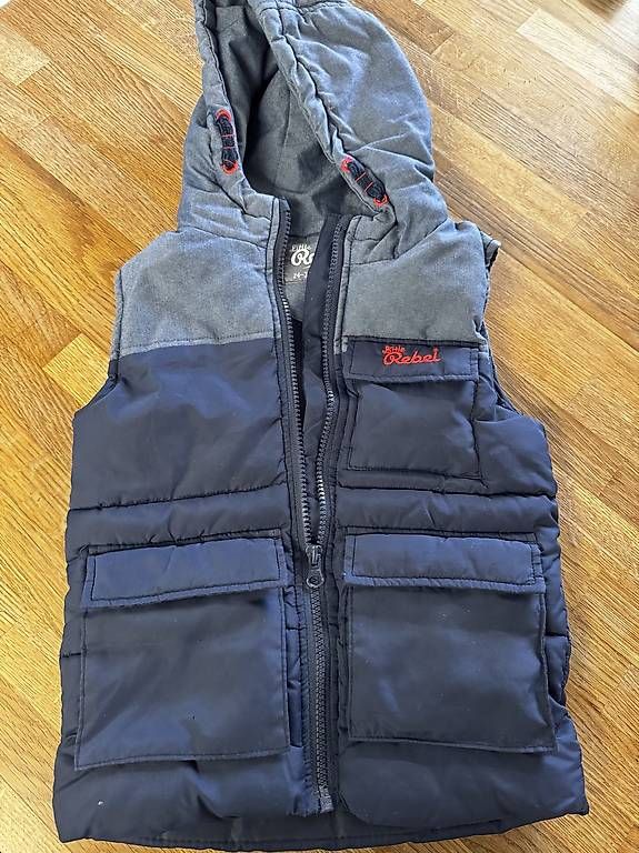 Altro abbigliamento per bambino: Gilet von Little Rebel – Usato da Hirzel venduto da Bkuenzli
