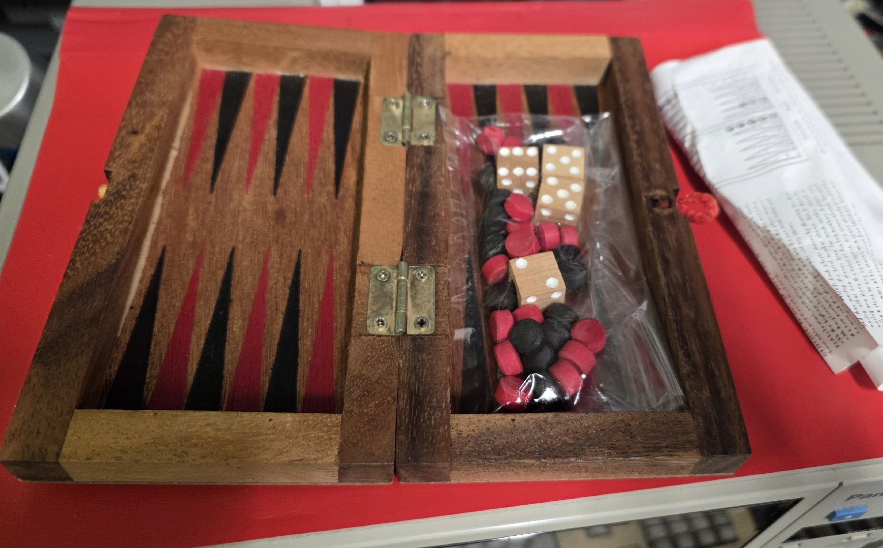 Giochi: Portables Schachbrett / Dame aus Holz – Usato da Reinach BL venduto da _MasterK_ 2