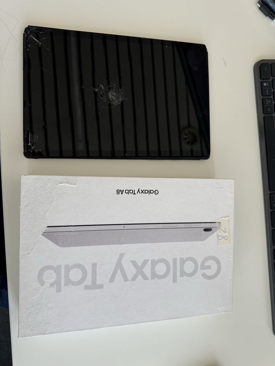 Samsung Tablet PC: 2 defekte Galaxy Tab A8 SM-X200 – Difettoso da Urdorf venduto da qendro1 5