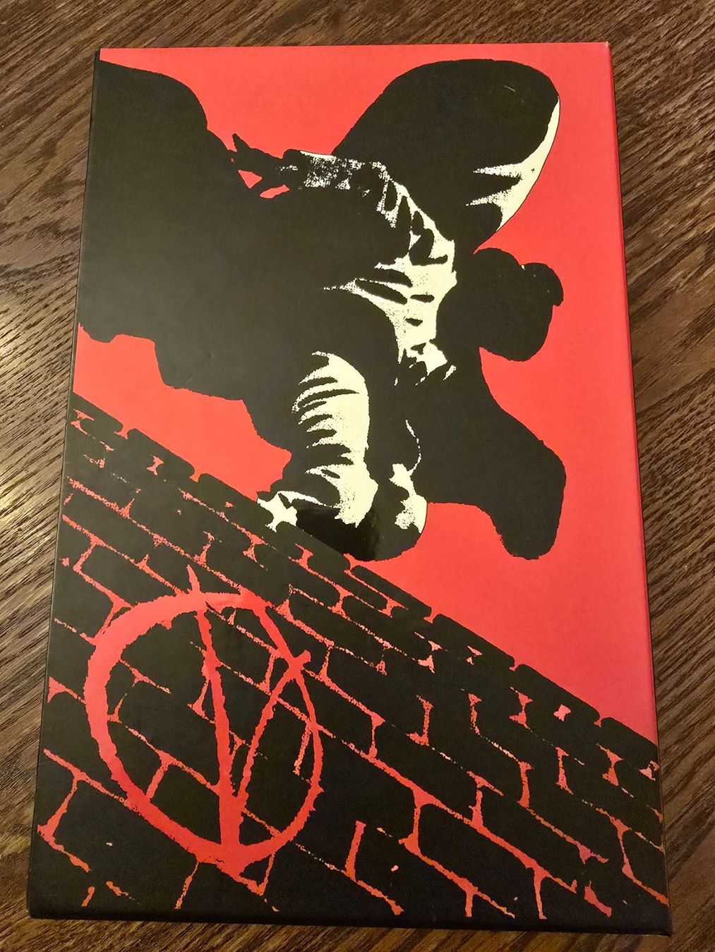 Comics: Absolute V for Vendetta (2009 Edition) – Gebraucht aus Bern von GoldenAgeGaming 1