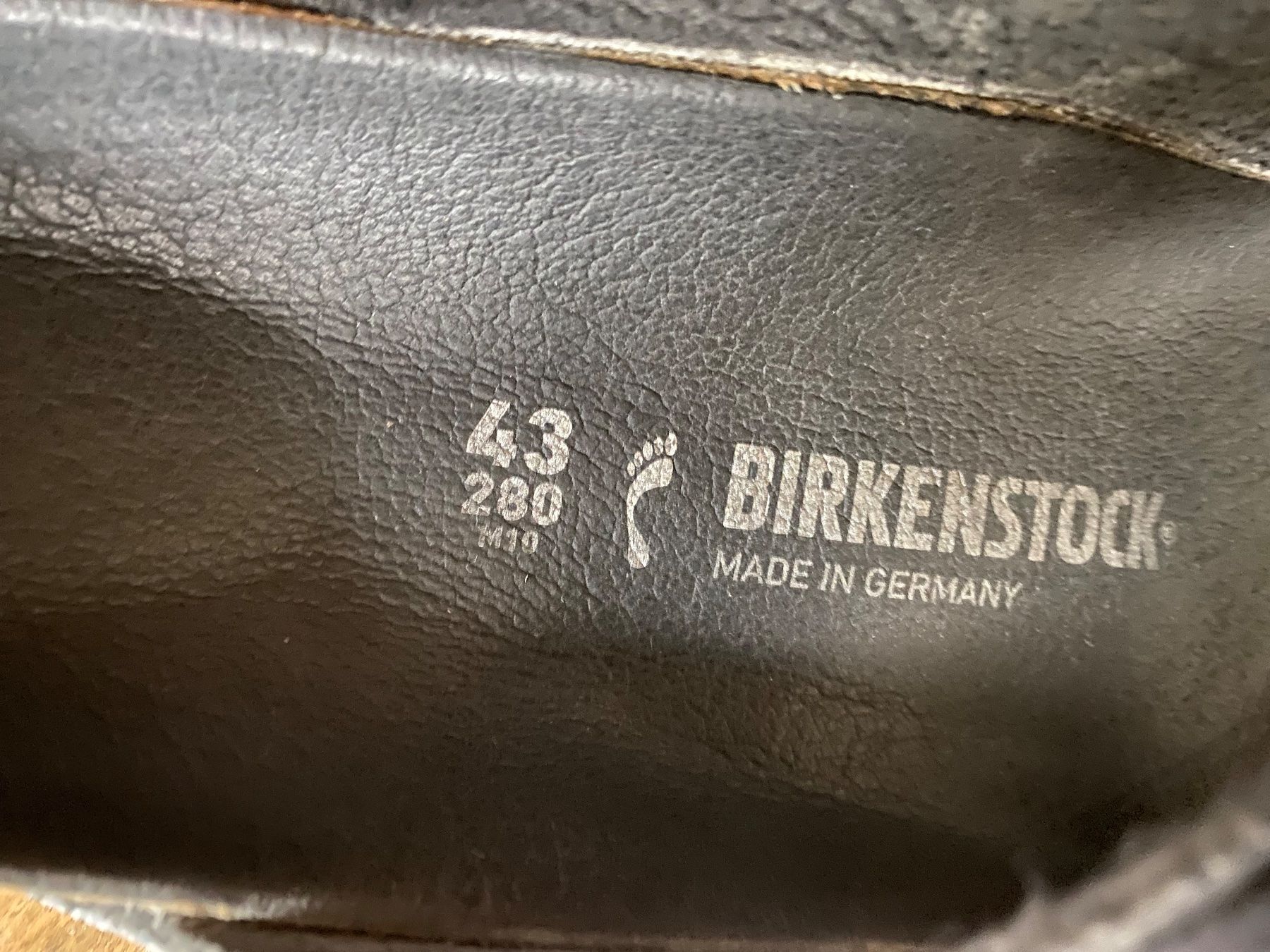 Birkenstock Scarpe da uomo: Birkenstock Sandalen schwarz 43 – Usato da Schlieren venduto da Javisnchz 2
