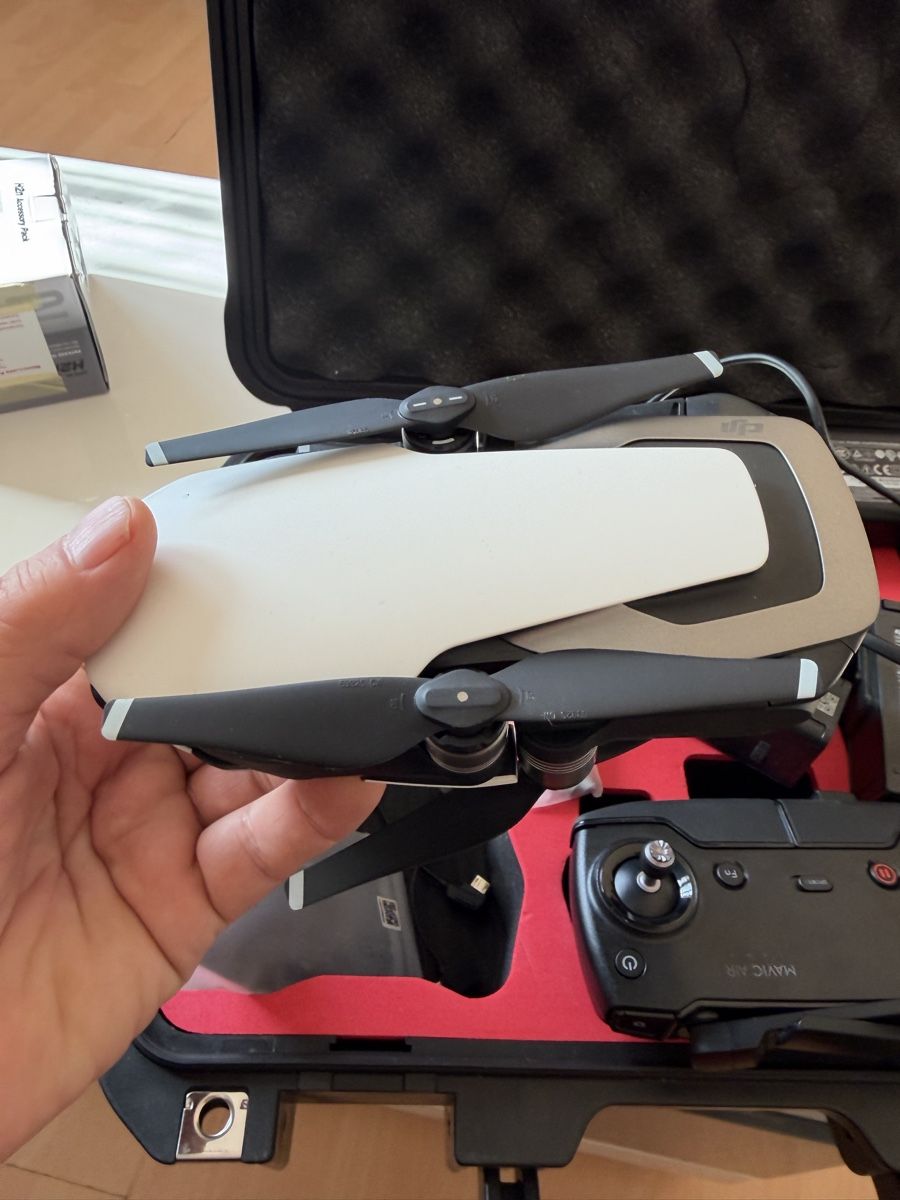 Action Cam: Drohne DJI Mavic Air – Usato da Baden venduto da noli.r 1