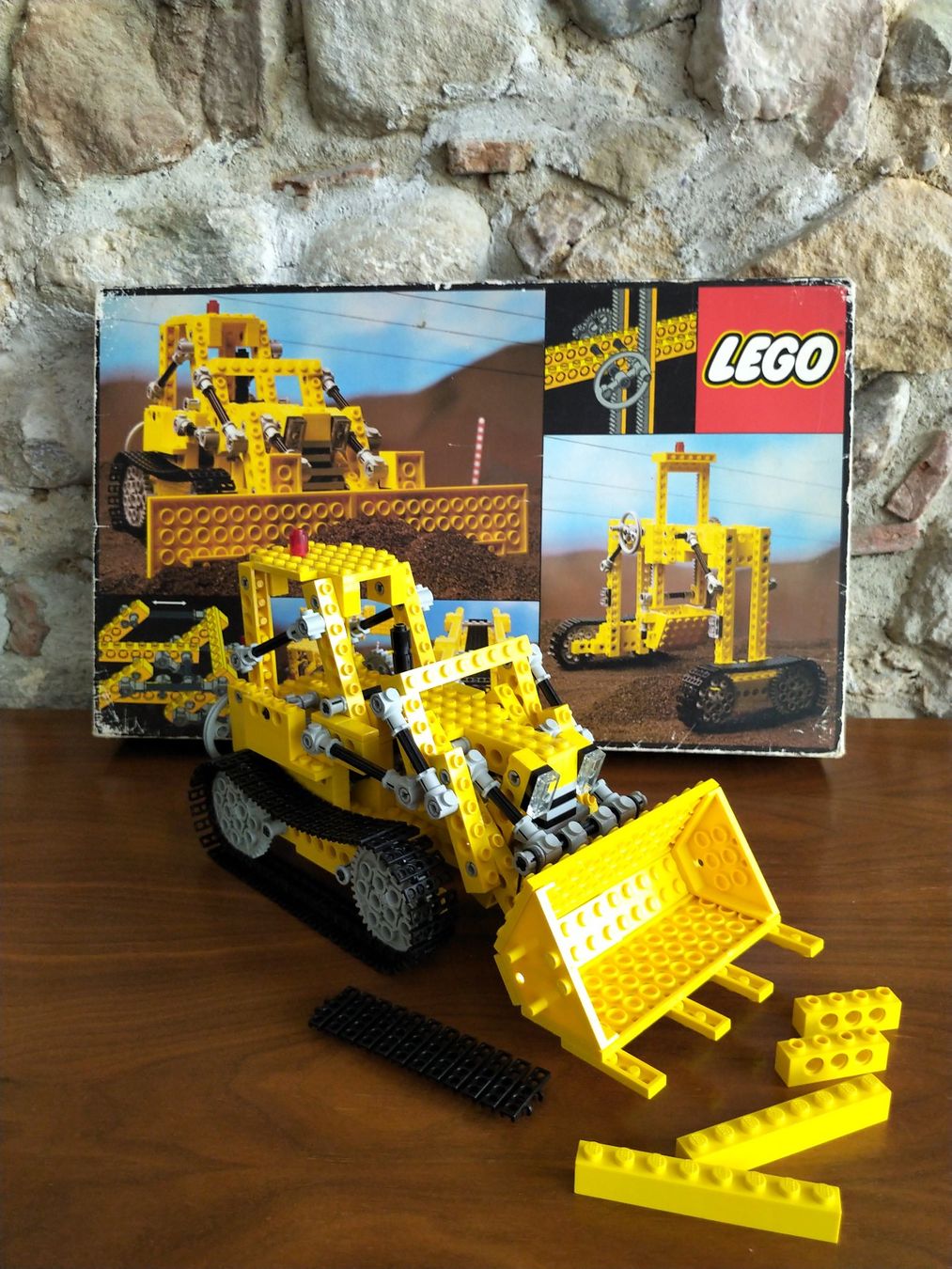 Lego Kit di costruzioni: LEG0 Technic 856 Bulldozer, original Verpackung & Anleitung – Usato da Bern venduto da WE_ARE
