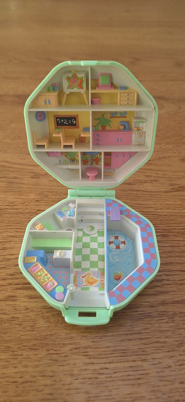 Polly Pocket Giocattoli: Polly Pocket Schule – Usato da Gränichen venduto da Blt5