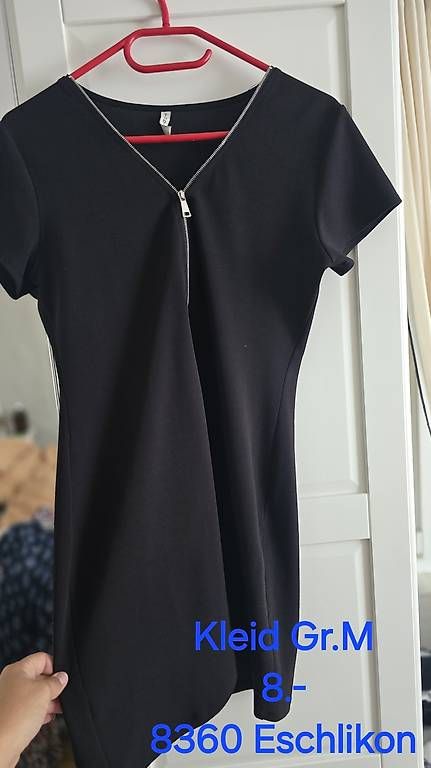 Lots de vêtements: Div. Kleider – D'occasion à Eschlikon TG par jemaroe 4