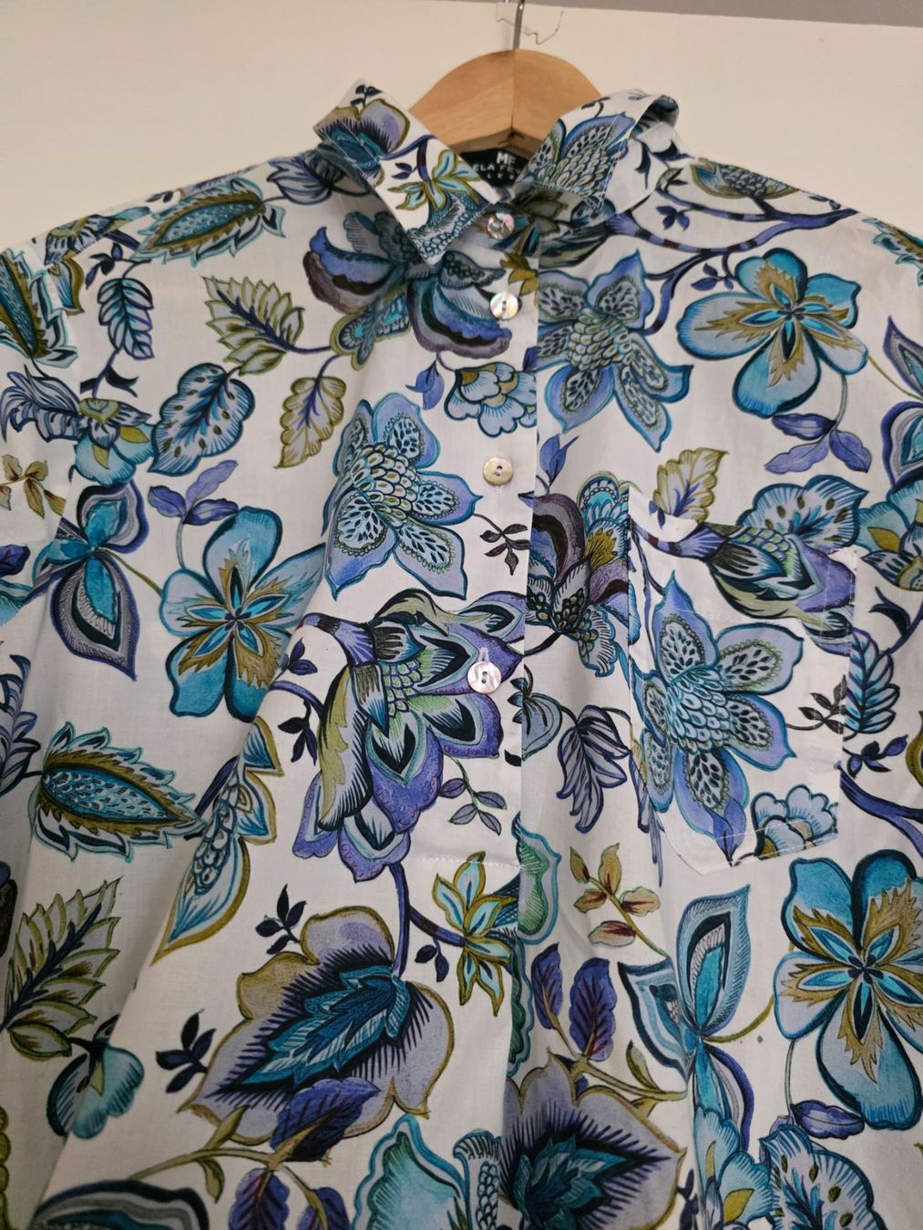 Blusen: Michaela Feyrsinger Bluse Blumenmuster Gr. 38 – Gebraucht aus Sils/Segl Maria von dol_pn2n 2