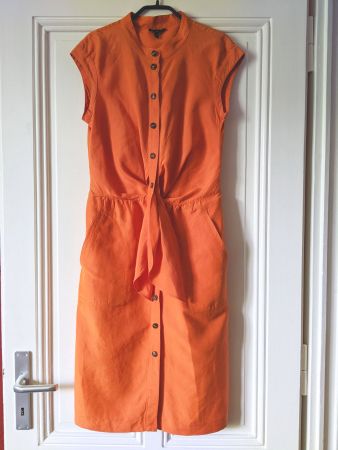 ESCADA : Robe orange vif 55% lin / 45% soie 36-38
